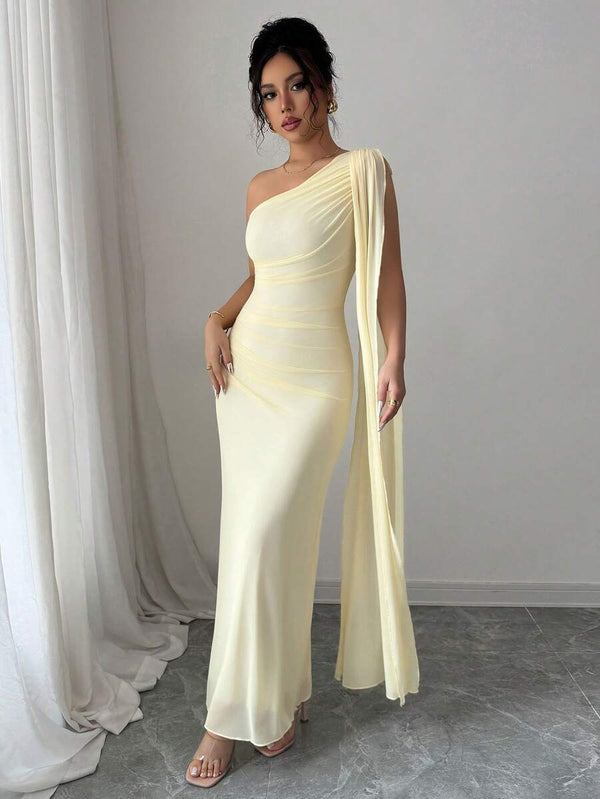 Vestido Largo Asimétrico Drapeado Amarillo Pastel