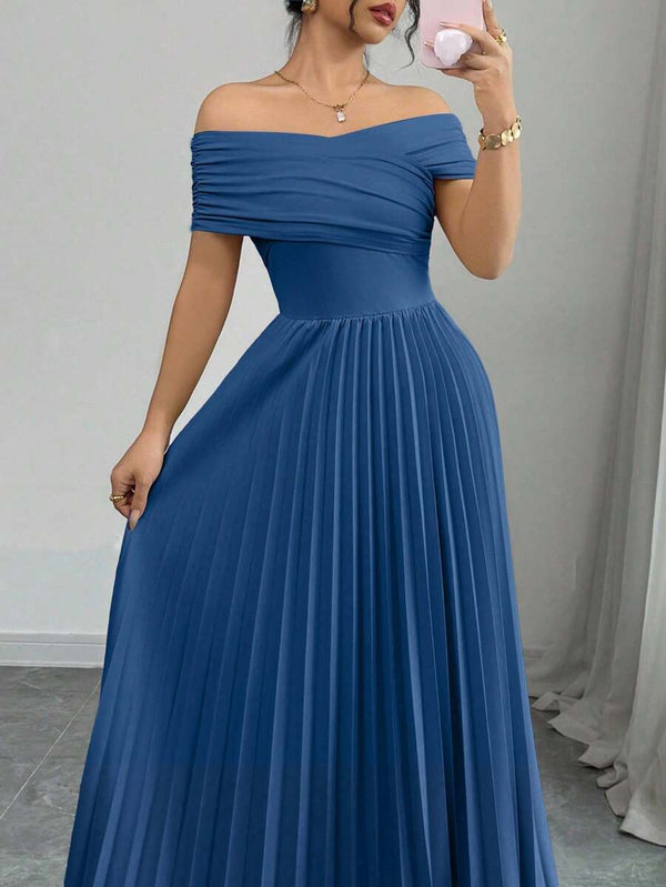 Vestido Largo Plisado Elegante Con Hombros Descubiertos