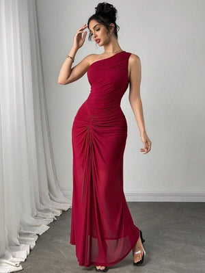 Vestido Maxi Un Hombro Fruncido Vino Elegante