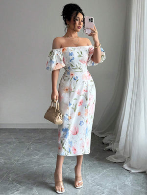 Vestido elegante midi floral con hombros descubiertos vista frontal