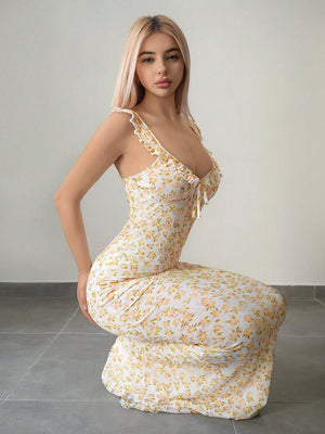 Vestido maxi floral bohemio con tirantes detalle escote con volante