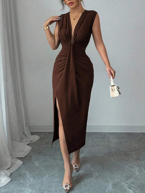 Vestido Midi Fruncido Con Nudo Frontal Marrón
