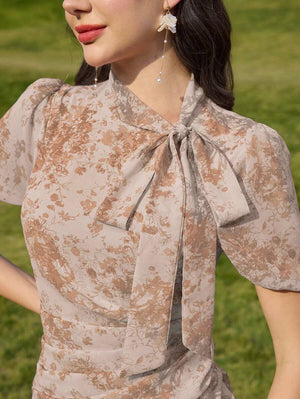 Vestido Midi Floral Elegante Con Lazo Al Cuello