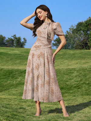 Vestido Midi Floral Elegante Con Lazo Al Cuello