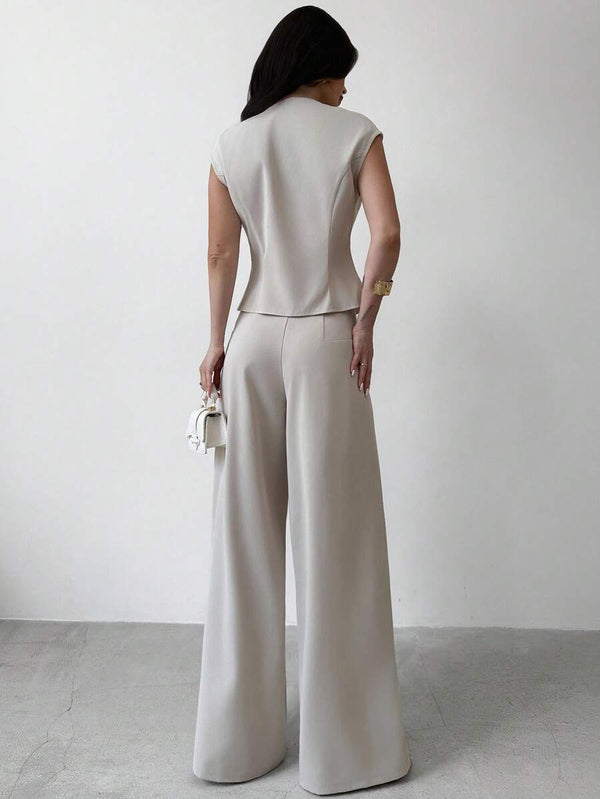 Conjunto Sofisticado De Chaleco y Pantalón Beige