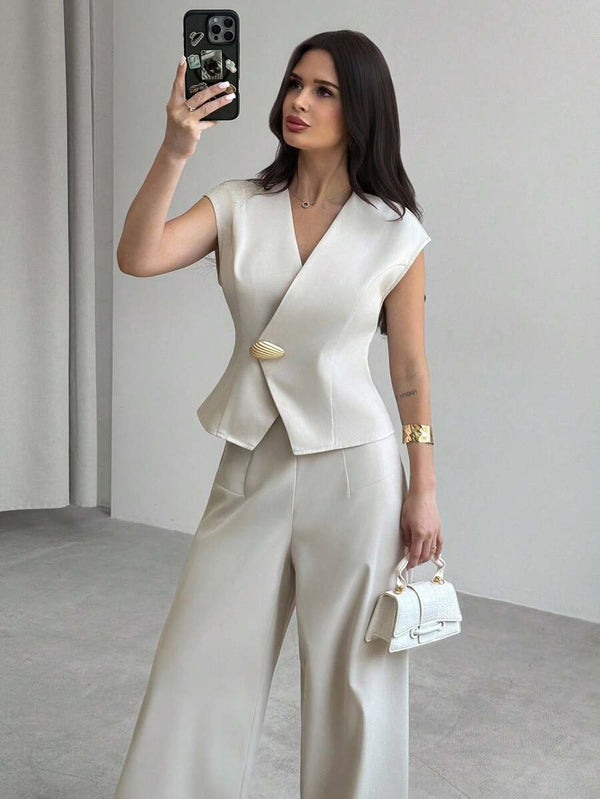 Conjunto Sofisticado De Chaleco y Pantalón Beige