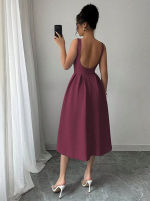 Vestido granate elegante midi con espalda descubierta