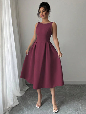 Vestido granate elegante midi detalle frontal