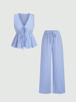 Conjunto azul a rayas casual para mujer.