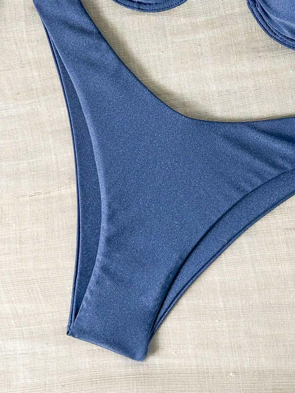 Bikini Azul Fruncido Elegante Aro Dorado