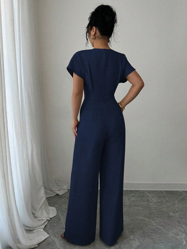 Mono azul marino elegante largo vista trasera