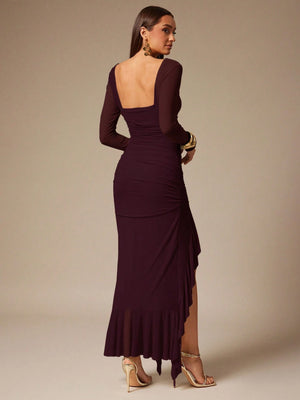 Vestido Maxi Ajustado Granate Asimétrico espalda al aire elegante
