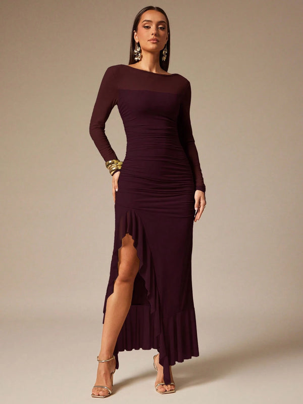 Vestido Maxi Ajustado Granate Asimétrico detalle fruncido y abertura
