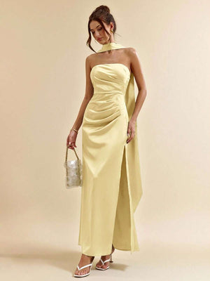 Vestido Largo Satinado Amarillo Con Cuello Halter