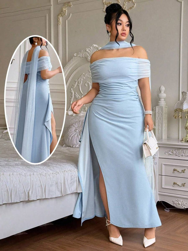 Vestido De Fiesta Celeste Con Hombros Descubiertos Y Abertura