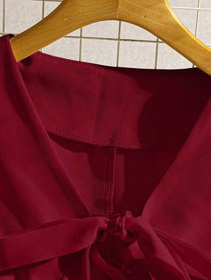 Conjunto Elegante de Chaleco y Falda Plisada Vino
