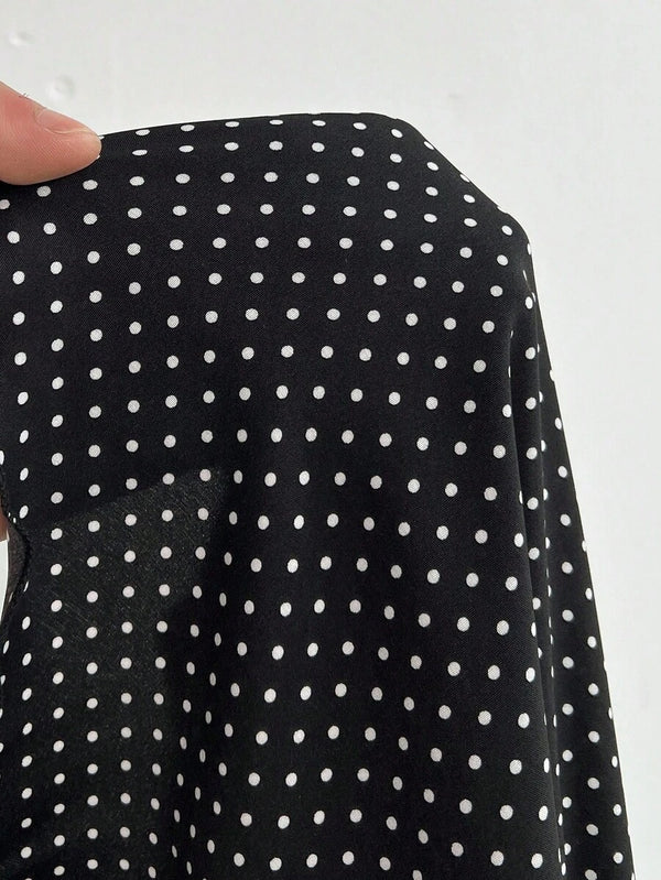 Vestido Negro Corto De Lunares Con Mangas Abullonadas