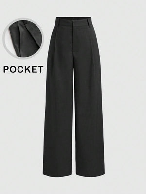 Vista frontal de un pantalón formal negro de pierna ancha con talle alto.