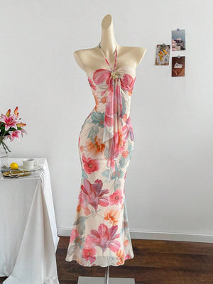 Vestido Maxi Floral Con Escote Halter Elegante