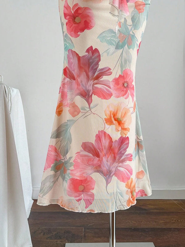 Vestido Maxi Floral Con Escote Halter Elegante