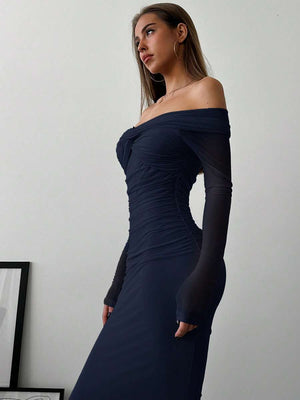 Vestido Maxi Elegante Con Hombros Descubiertos Azul Marino