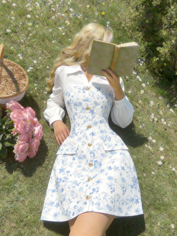 Vestido Mini Azul Y Blanco Estampado Floral Camisero A Línea detalle estampado floral.