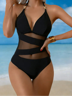 Vestido De Baño Negro Halter Con Transparencias Sexy vista frontal en playa