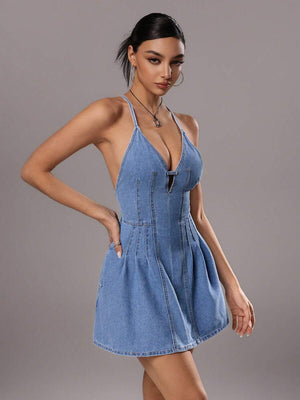 Vestido De Mezclilla Con Espalda Descubierta Y Lazo Ajustable