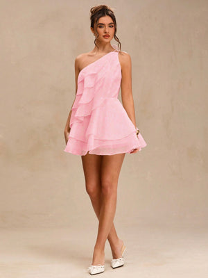 Vestido Corto de Un Hombro Con Volantes