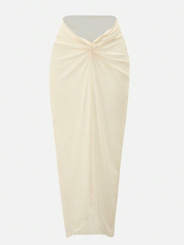 Conjunto De Traje De Baño Cut Out Con Falda Pareo Beige