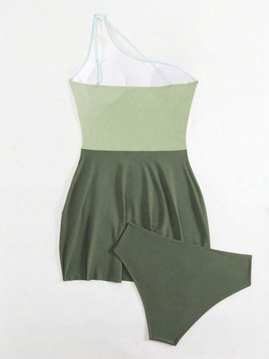 Traje de Baño Asimétrico Tricolor con Falda de Nudo Lateral