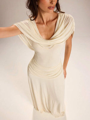 Vestido Largo Elegante Con Espalda Drapeada