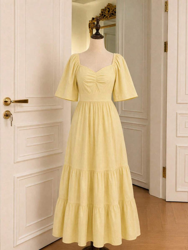 Vestido Largo Amarillo Con Escote Corazón