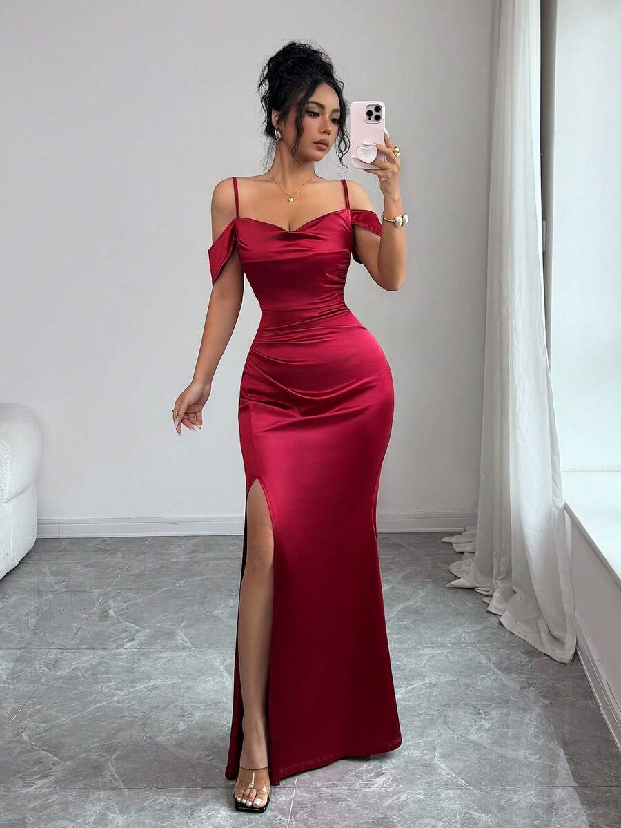 Vestido Largo Elegante Con Hombros Descubiertos