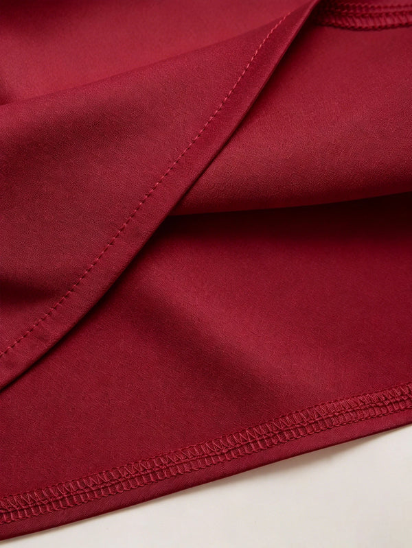 Blusa Elegante Burdeos Con Detalle Fruncido Sin Mangas