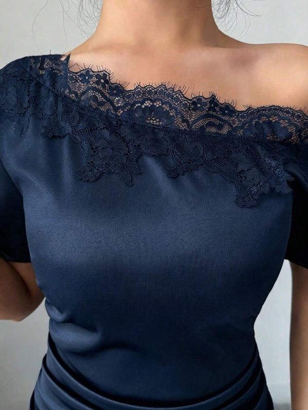 Vestido Asimétrico Elegante Con Encaje Azul Marino