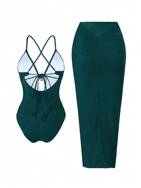 Vestido Maxi Verde con Escote Profundo y Detalle de Concha