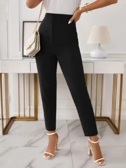 Pantalon Negro Cintura Alta Y Con Forma De Pierna Cónica