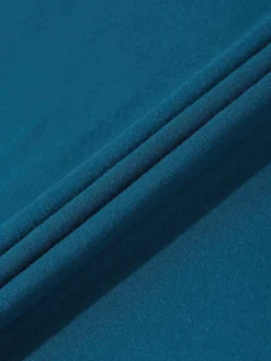 Textura del tejido de la camiseta negra casual