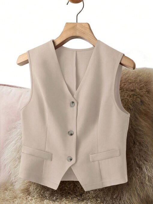 Chaleco caqui de mujer con botones – Vista frontal