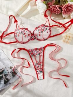 Set de lencería rojo bordado con flores y lazos de satén