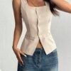 Chaleco casual albaricoque con escote cuadrado y botones